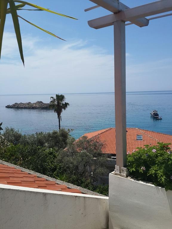 Apartments Andus Sveti Stefan Eksteriør bilde